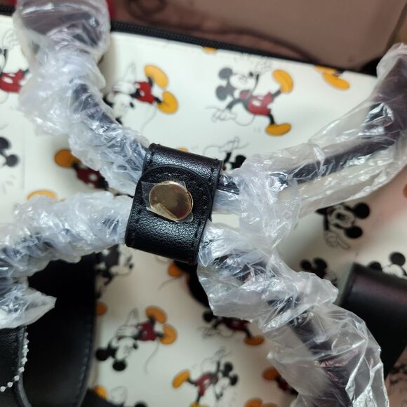 🇬🇪🔥NWT Disney Bioworld Ivory Mickey Mouse Roller Duffel Travel Bag - Picture 11 of 15